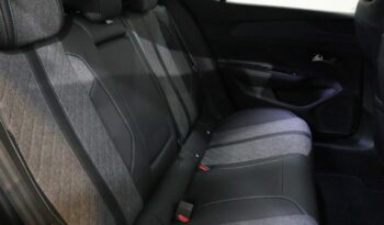 PEUGEOT 408 1.6 HYBRID ALLURE E-EAT8 completo