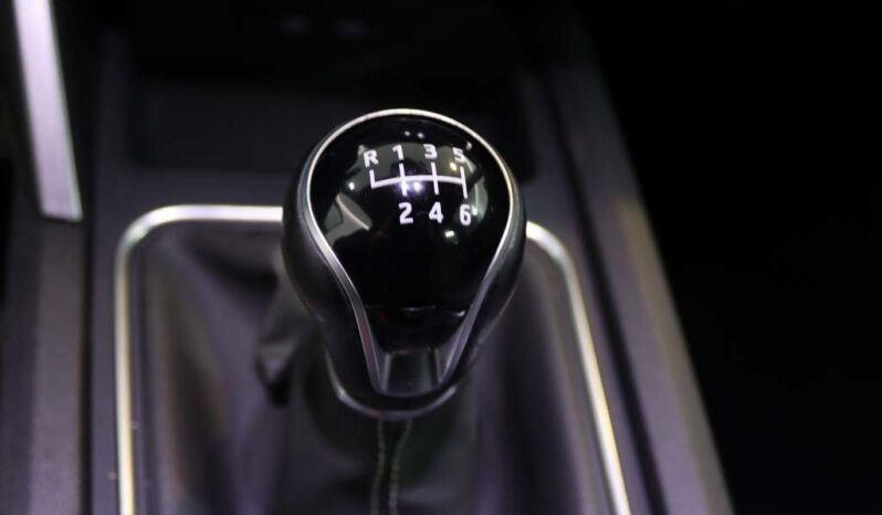 SEAT Leon Sportstourer 2.0 TDI STYLE completo