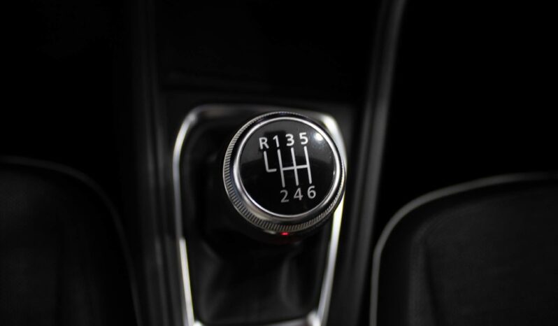 RENAULT Captur 1.0 TCE TECHNO completo