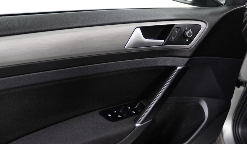 VOLKSWAGEN Golf VII Variant 1.6 TDI GPS EDITION DSG completo