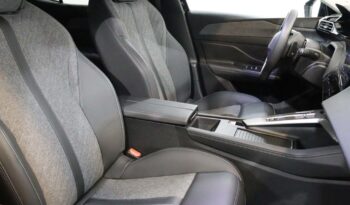 PEUGEOT 408 1.6 HYBRID ALLURE E-EAT8 completo