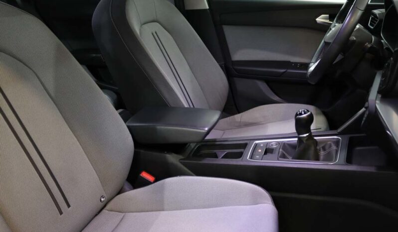 SEAT Leon Sportstourer 2.0 TDI STYLE completo