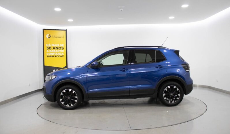VOLKSWAGEN T-Cross 1.0 TSI LIFE completo