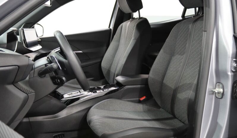 PEUGEOT 2008 1.2 HYBRID ALLURE E-DCS6 completo