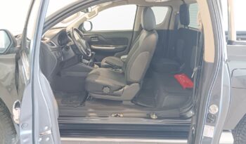 MITSUBISHI L 200 2.3 DI-D CLUB INVITE STRAKAR LOOK 4WD completo