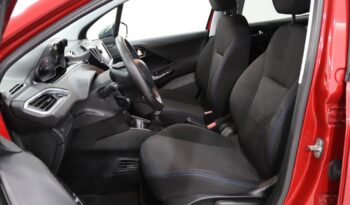 PEUGEOT 208 1.2 PURETECH STYLE completo