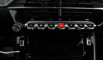 PEUGEOT 2008 1.2 HYBRID ALLURE E-DCS6 completo