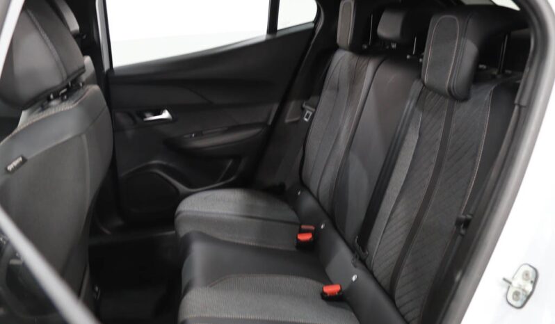 PEUGEOT 2008 1.2 HYBRID ALLURE E-DCS6 completo