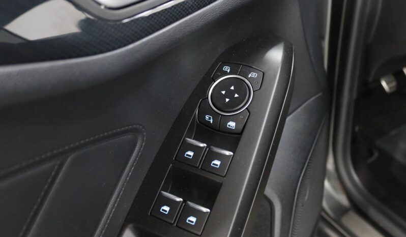 FORD Focus 1.5 TDCI ECOBLUE ST-LINE completo