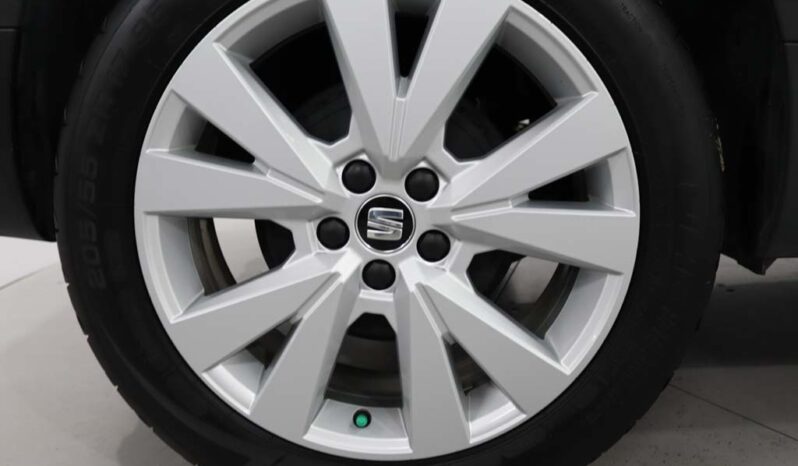 SEAT Arona 1.6 TDI STYLE completo