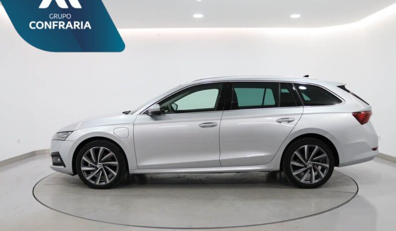 SKODA Octavia Break 1.4 TSI IV ULTRA DSG completo