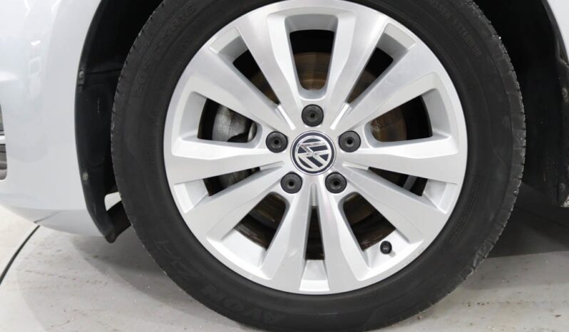 VOLKSWAGEN Golf VII Variant 1.6 TDI CONFORTLINE completo