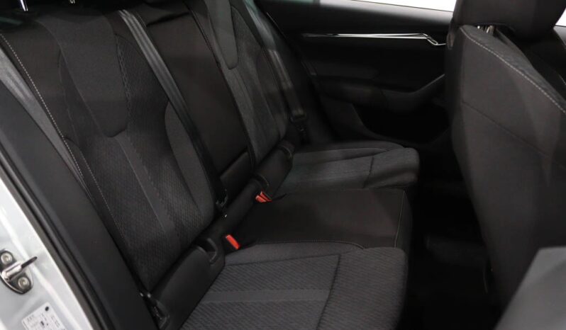 SKODA Octavia Break 1.4 TSI IV ULTRA DSG completo