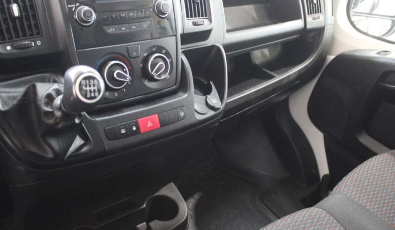 PEUGEOT Boxer 2.2 BLUEHDI 330 L1H1 PRO completo