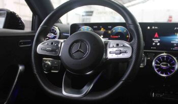MERCEDES-BENZ Classe A 180 D AMG LINE AUT. completo
