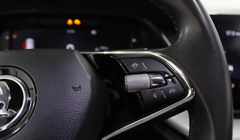 SKODA Octavia Break 1.4 TSI IV STYLE DSG completo