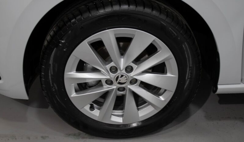 SKODA Scala 1.0 TSI completo