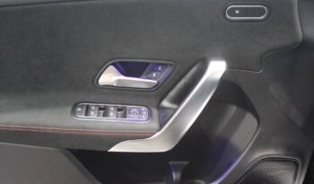 MERCEDES-BENZ Classe A 180 D AMG LINE AUT. completo