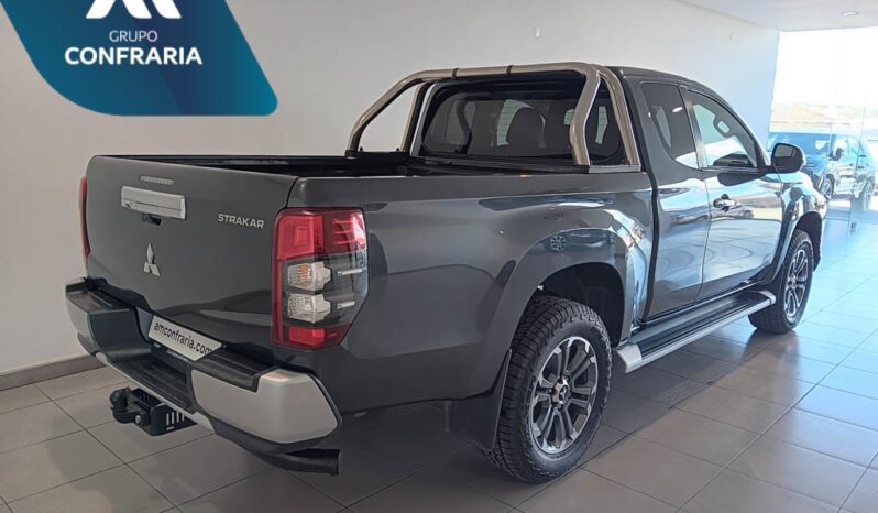 MITSUBISHI L 200 2.3 DI-D CLUB INVITE STRAKAR LOOK 4WD completo