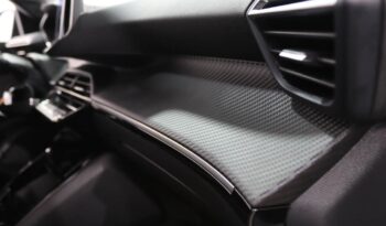 PEUGEOT 2008 1.2 HYBRID ALLURE E-DCS6 completo