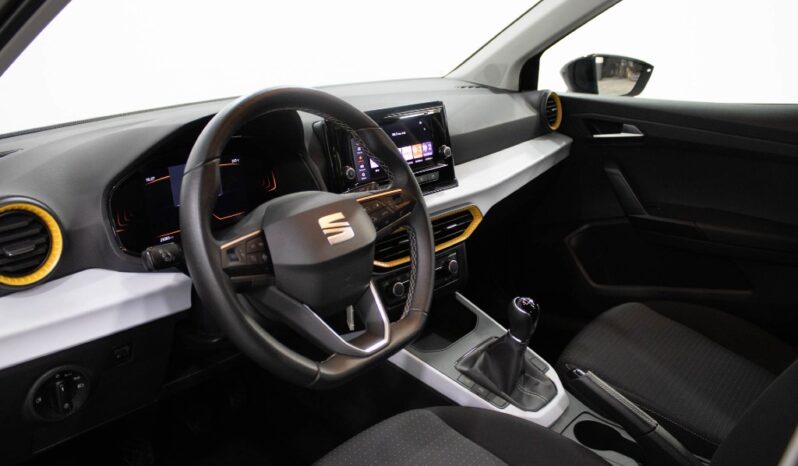 SEAT Arona 1.0 TSI STYLE completo