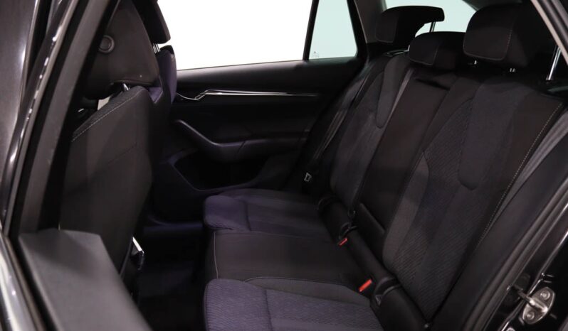 SKODA Octavia Break 1.4 TSI IV STYLE DSG completo