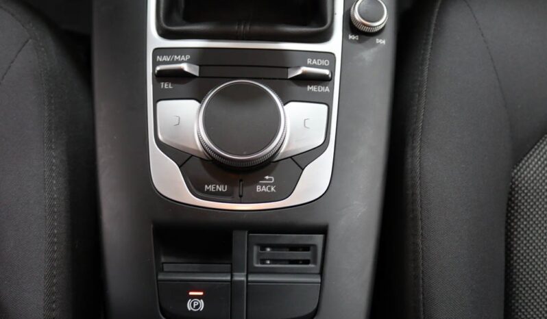 AUDI A3 Sportback 1.6 TDI completo