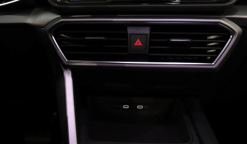 SEAT Leon 1.5 TSI E-HYBRID FR DSG completo