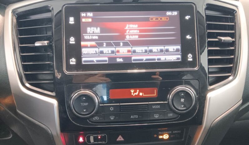 MITSUBISHI L 200 2.3 DI-D CLUB INVITE STRAKAR LOOK 4WD completo