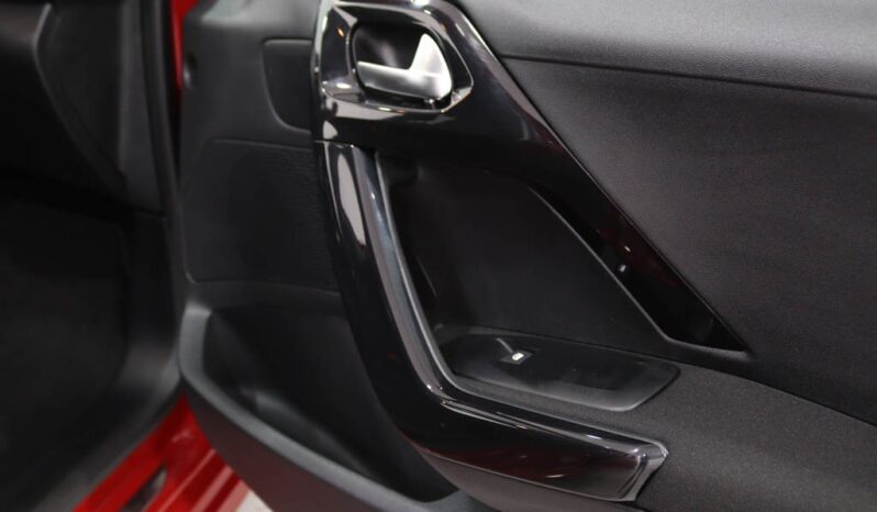 PEUGEOT 208 1.2 PURETECH STYLE completo
