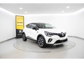 RENAULT Captur 1.0 TCE TECHNO