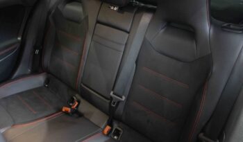 MERCEDES-BENZ Classe A 180 D AMG LINE AUT. completo