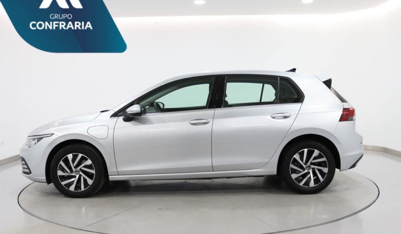VOLKSWAGEN Golf VIII 1.4 TSI E-HYBRID DSG completo