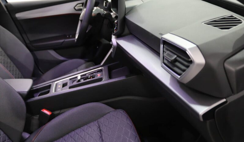 SEAT Leon 1.5 TSI E-HYBRID FR DSG completo