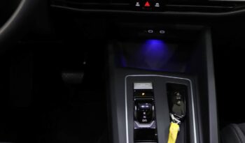 VOLKSWAGEN Golf VIII 1.4 TSI E-HYBRID DSG completo