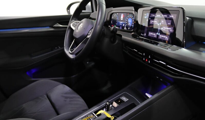 VOLKSWAGEN Golf VIII 1.4 TSI E-HYBRID DSG completo