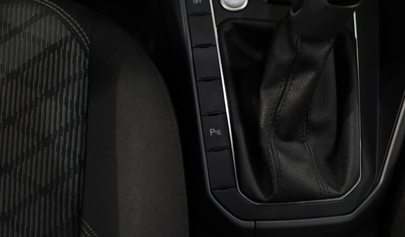 VOLKSWAGEN Taigo 1.0 TSI R-LINE DSG completo