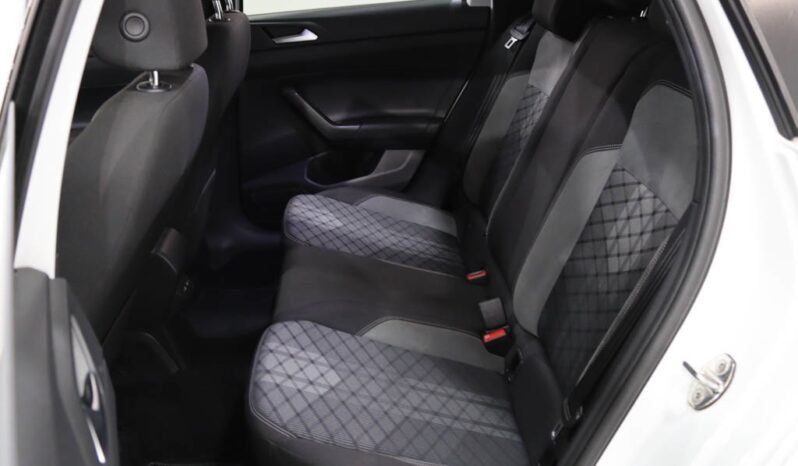 VOLKSWAGEN Taigo 1.0 TSI R-LINE DSG completo