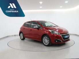 PEUGEOT 208 1.2 PURETECH STYLE