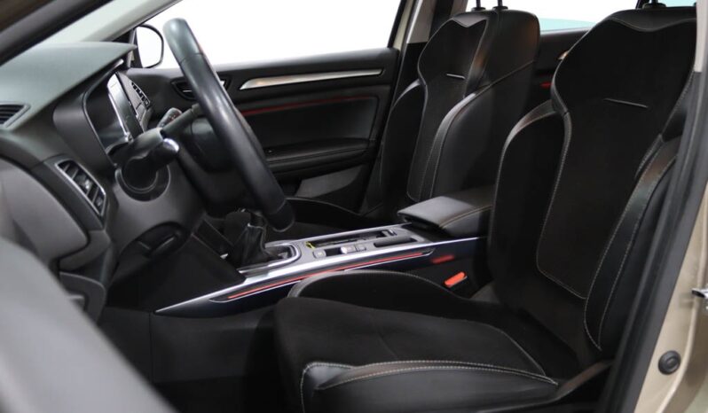 RENAULT Mégane IV Grand Coupé 1.5 BLUE DCI EXECUTE completo