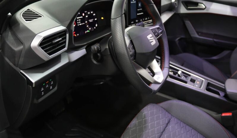 SEAT Leon 1.5 TSI E-HYBRID FR DSG completo