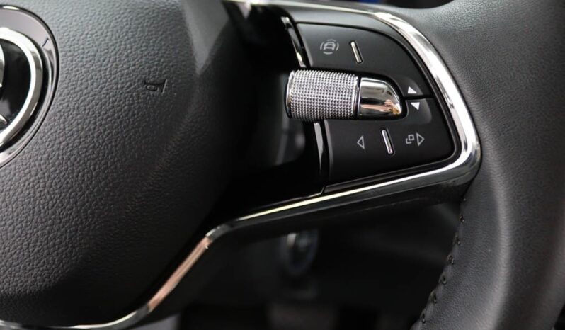 SKODA Octavia Break 1.4 TSI IV ULTRA DSG completo