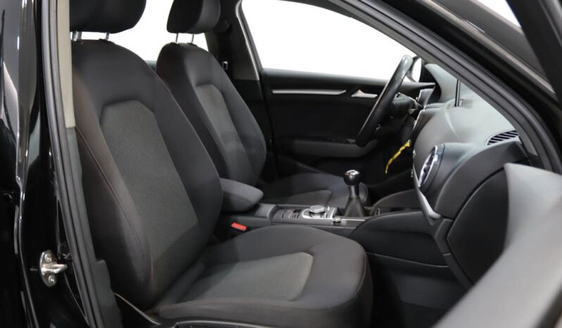 AUDI A3 Sportback 1.6 TDI completo