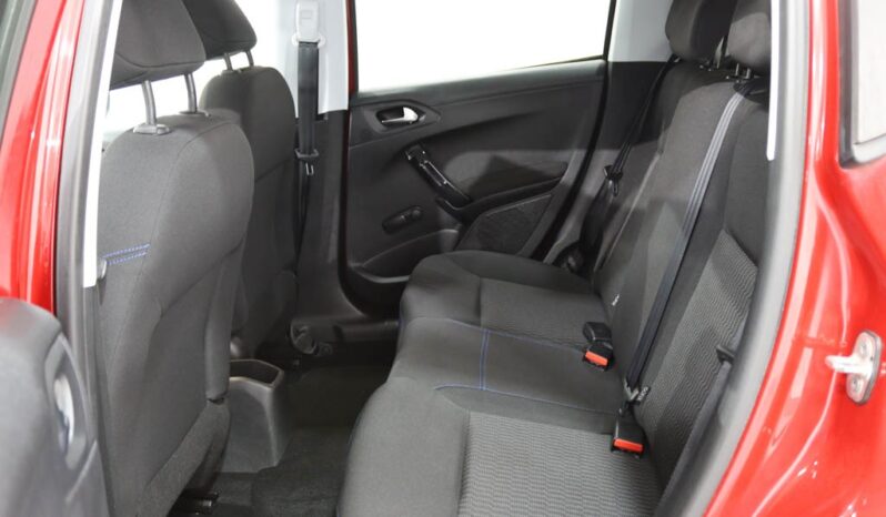 PEUGEOT 208 1.2 PURETECH STYLE completo