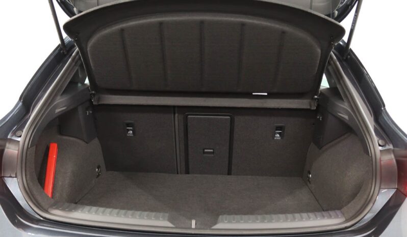 SEAT Leon 1.5 TSI E-HYBRID FR DSG completo