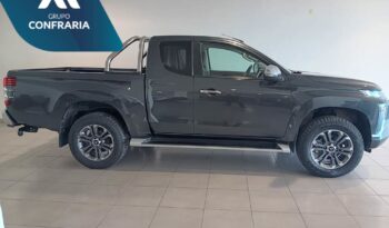 MITSUBISHI L 200 2.3 DI-D CLUB INVITE STRAKAR LOOK 4WD completo