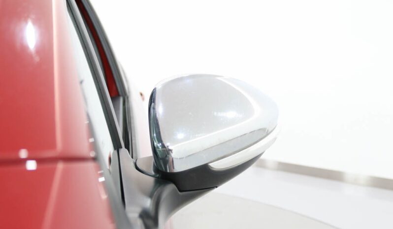 PEUGEOT 208 1.2 PURETECH STYLE completo