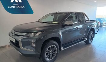 MITSUBISHI L 200 2.3 DI-D CLUB INVITE STRAKAR LOOK 4WD completo