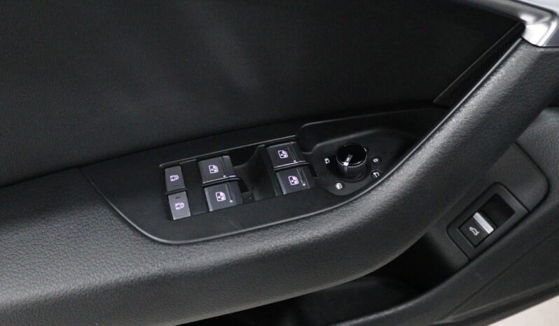 AUDI A6 40 TDI DESIGN S TRONIC completo