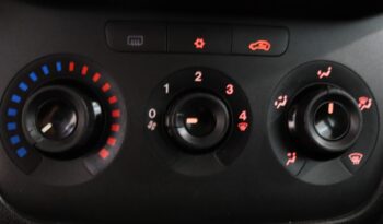 FIAT Punto 1.2 EASY S&S completo